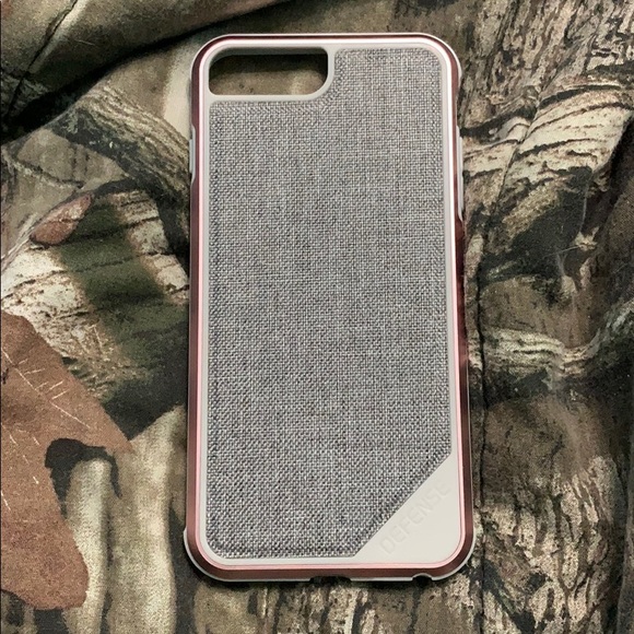 iPhone 7 Plus cases - Picture 1 of 4